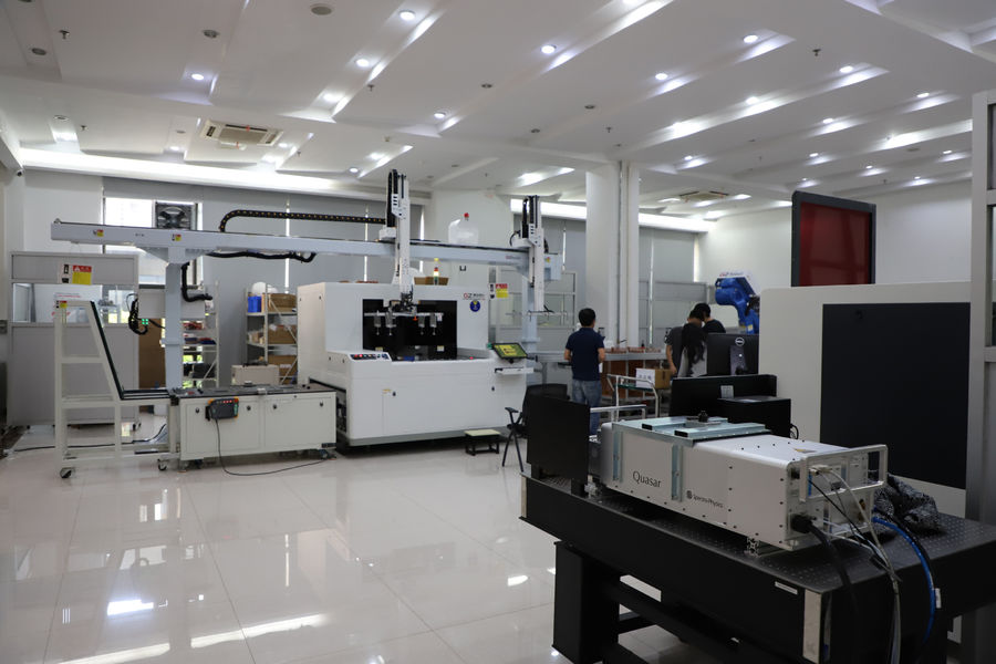 GZ Photonics Technology Co. , Ltd خط إنتاج المصنع